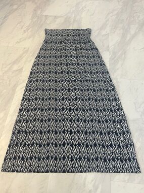 Patterned Navy and White Maxi Skirt